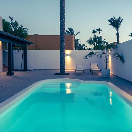 Villa Tropico - Design House With Pool In Корралехо Екстер'єр фото